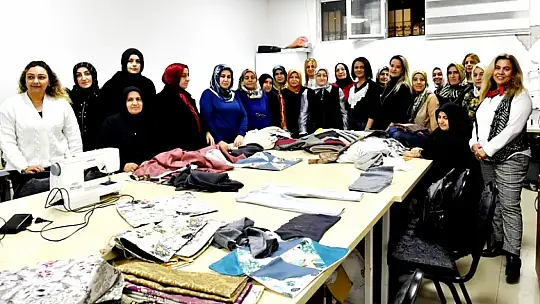 Vali Ersin Yazıcı'nın Eşi Hanife Yazıcı' Kernek Külliyesindeki Atölyeleri Gezdi