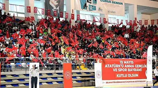 19 Mayıs Atatürk'ü Anma Gençlik ve Spor Bayramı Coşku İçerisinde Kutlandı