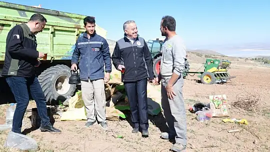 TAKE Projesiyle Dağıtılan Tohumlar Toprakla Buluşuyor