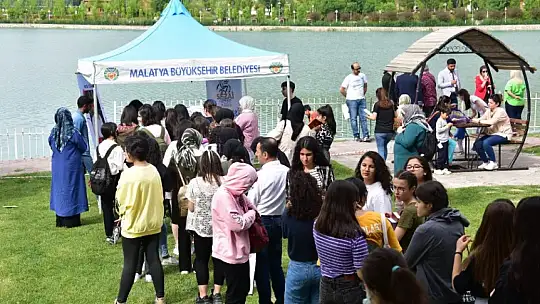 9.Malatya Anadolu Kitap ve Kültür Fuarı'na Kitapseverlerin İlgisi Yoğun