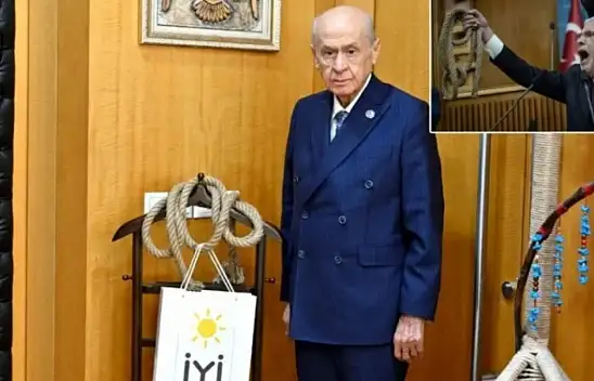 Bahçeli'den Anlamlı Mesaj: Gönderilen Urgan İle İyi Parti Çantasını Astı