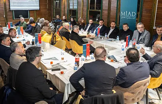 Başkan Er MİAD Yönetimi Ve Üyeleriyle Bir Araya Geldi