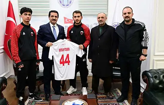 Başkan Taşkın: Gençlerimizi Sporla Geleceğe Hazırlıyoruz!