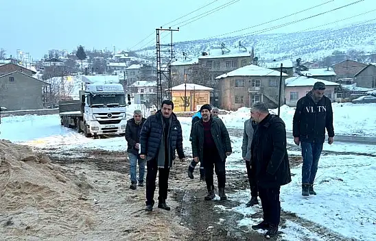 Başkan Taşkın, Karla Mücadele Çalışmalarını Sahada İnceledi