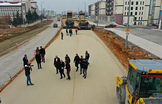 Er' Yolları Daha Kullanışlı, Konforlu Ve Güvenli Hale Getiriyoruz'