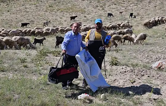 Hizmette Sınır Tanımayan Muhtar: İsmail Yaşar'dan Çobanlara Anlamlı Destek