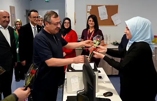 İl Başkanı Ali Bakan Hemşireler Gününü Kutladı