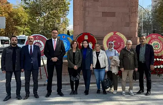 İYİ Parti İl Başkanı Eren: Yaşasın Cumhuriyet!