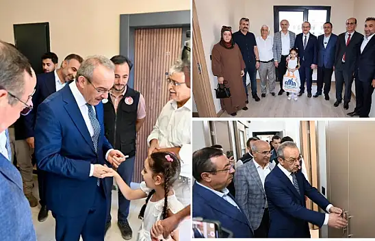 Vali Yavuz ve Beraberindeki Heyet Rezerv Alanlarındaki Deprem Konutlarını İnceledi