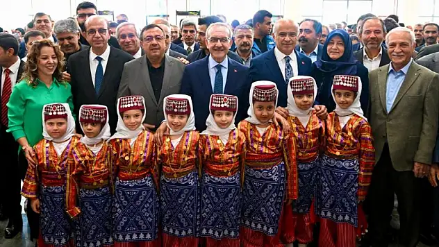 11. Malatya Anadolu Kitap Fuarı Coşkuyla Açıldı