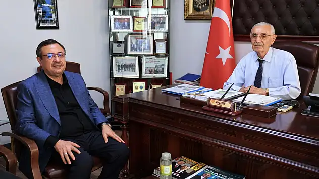 AK Parti İl Bşk. Ali Bakan'dan Esnafa Umut Dolu Ziyaret