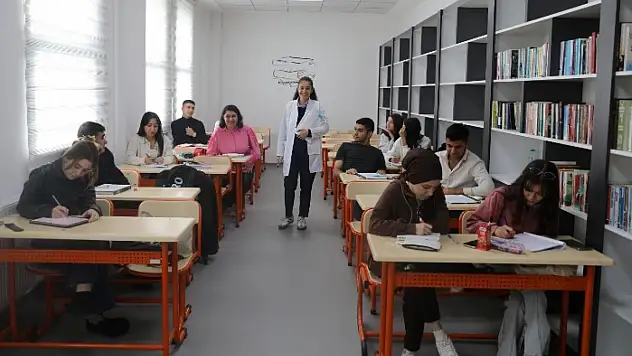 Battalgazi Belediyesi'nin Ücretsiz LGS ve YKS Kurslarına Yoğun İlgi