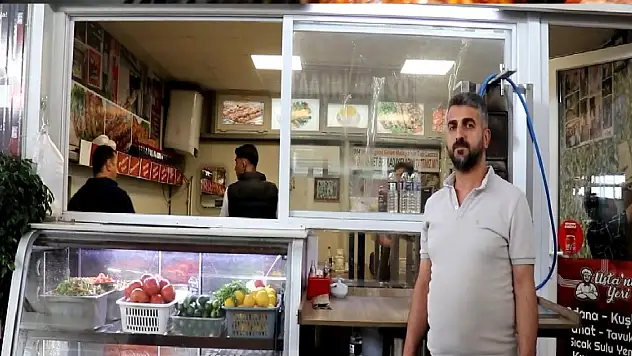 Depremzede Esnaftan Anneler Gününe Özel Anlamlı Jest