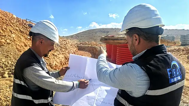 Fırat EDAŞ'tan Yeşilyurt'a 40 Milyon TL'lik Enerji Alt Yapısı Yatırımı