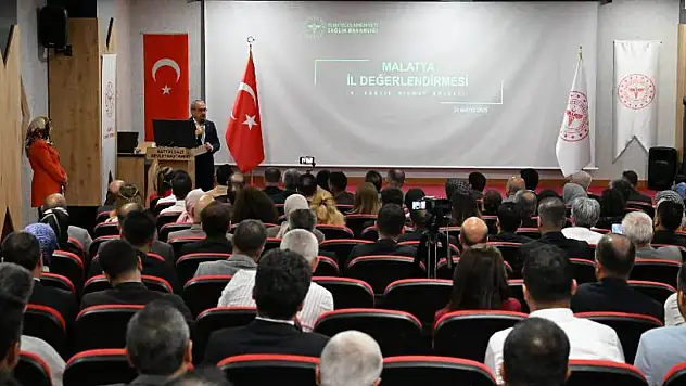 Malatya'da Sağlık Hizmetleri Genel Değerlendirme Toplantısı