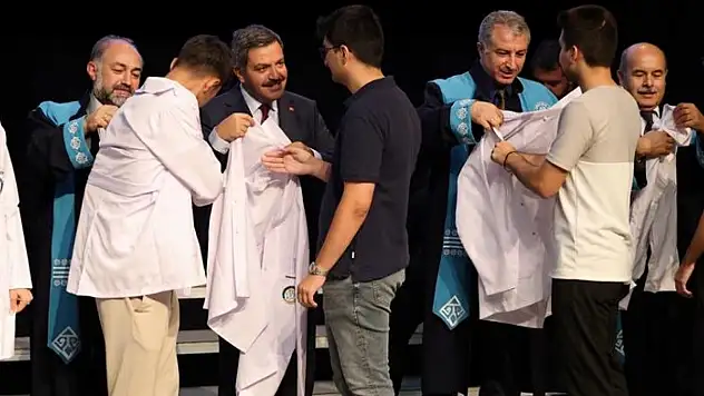 MTÜ Tıp Fakültesi'nde Beyaz Önlük Heyecanı
