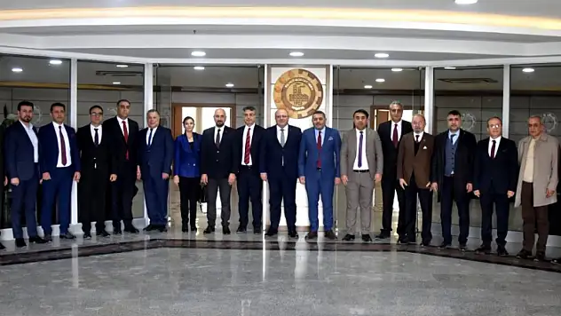 Sadıkoğlu'ndan' Kredi Musluklarını Açın' Çağrısı