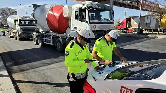 Vali Yavuz'dan Hafriyat Kamyonlarına Sıkı Denetim Talimatı