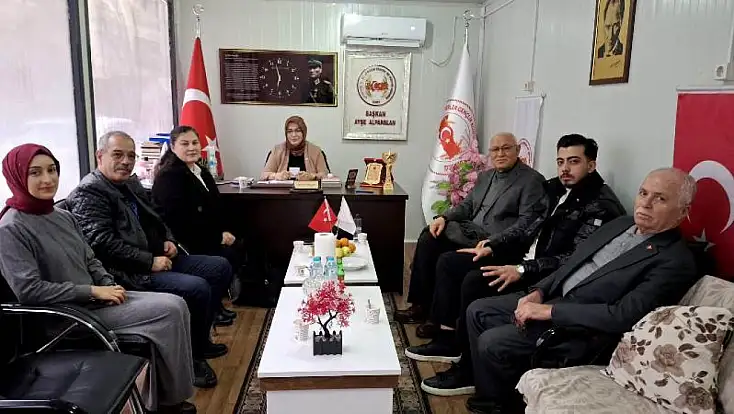 İYİ Parti İl Yönetiminden Vatansever Gençlik ve Eğitim Derneği’ne Ziyaret