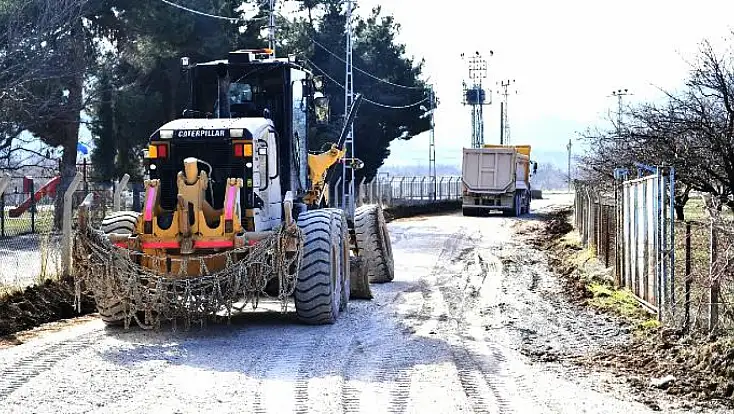Yeşilyurt Belediyesi, Görgü Mahallesi’nde Yol Çalışmalarını Hızlandırdı