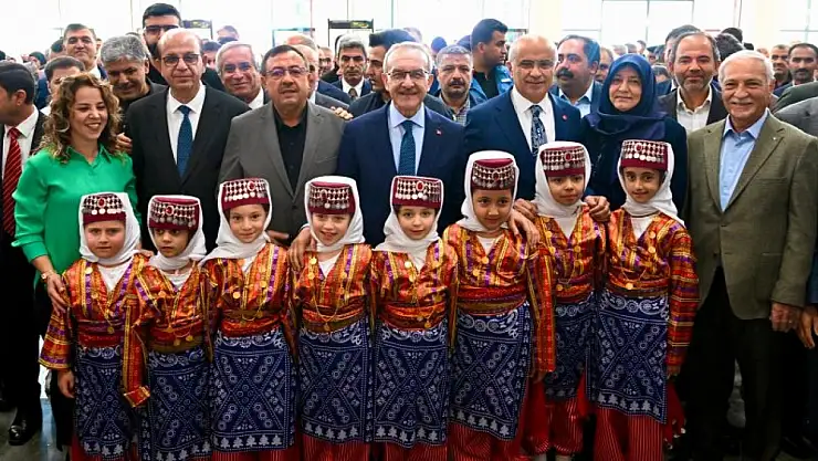 11. Malatya Anadolu Kitap Fuarı Coşkuyla Açıldı