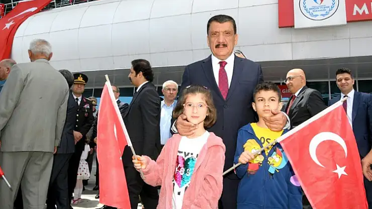 19 Mayıs Atatürk'ü Anma Gençlik ve Spor Bayramı Coşku İçerisinde Kutlandı