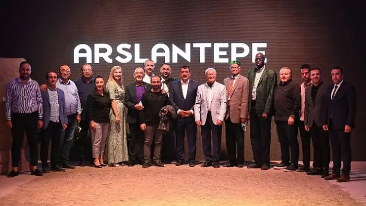 21 Kreasyondan Oluşan Tarihin Işığında Arslantepe III Defilesi Sergilendi