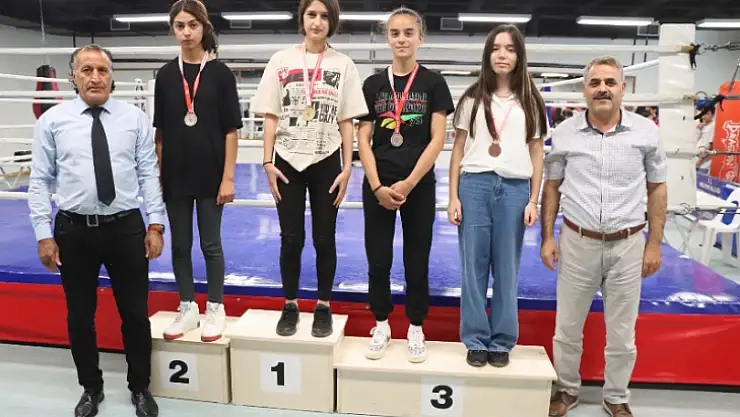 30 Ağustos Zafer Bayramı Boks Turnuvası Tamamlandı