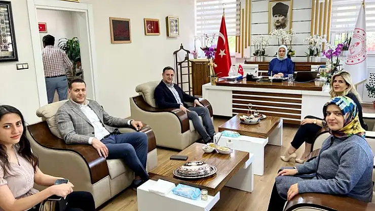 AK Parti'den İl Milli Eğitim Müdürü Özdemir'e Ziyaret