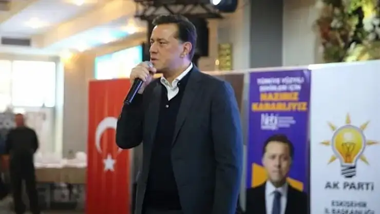 AK Parti Eskişehir Adayından Gazetecilere' Sizi maaşa bağlayacağım'