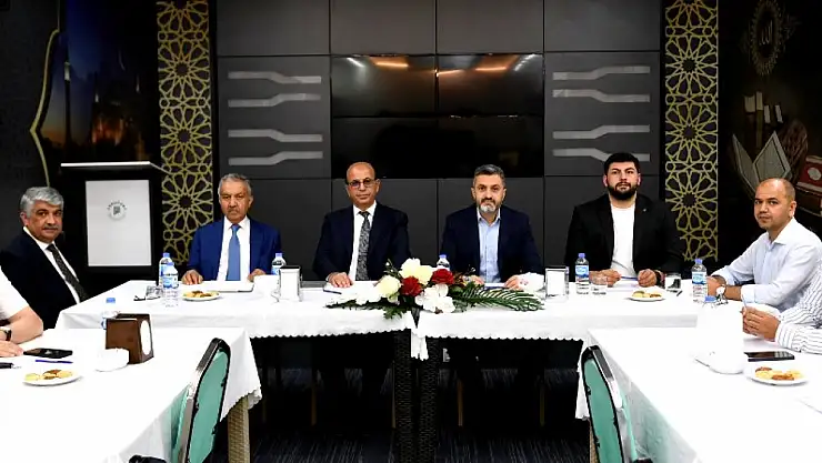 AK Parti İlçe Başkanı Yaylacı: Yeşilyurt'un Kalkınması İçin Kararlılıkla Çalışıyoruz!
