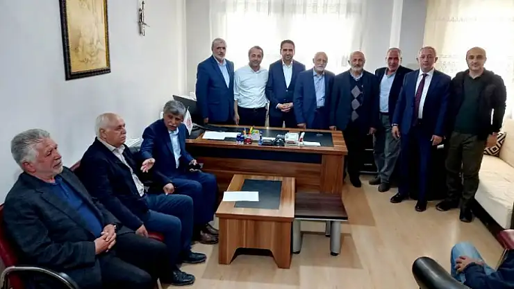 AK Parti Mv. Adayı Doç. Dr. Babacan'dan Dul ve Yetimler Kervanı Derneğine Ziyaret