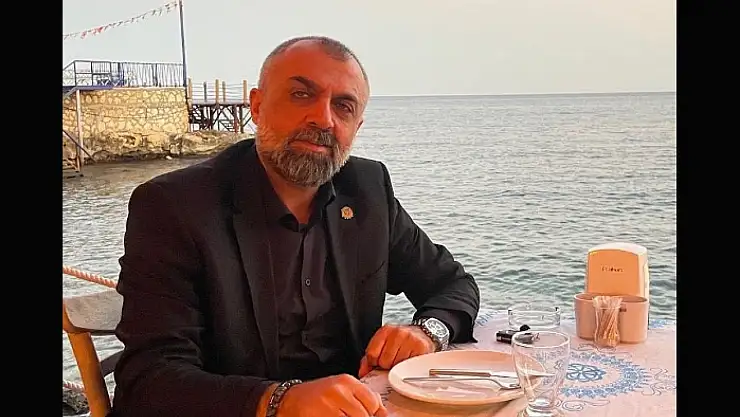 Akın: Her Ortamda Martaval Atan Plaket Çocukları Net Olun!