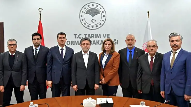 Bakan Yumaklı Şanlıurfa'da Tarımsal Üretim Planlaması Programına katıldı