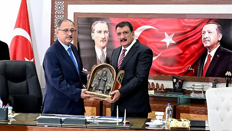 Bakanı Mehmet Özhaseki'den Başkan Gürkan'a Ziyaret
