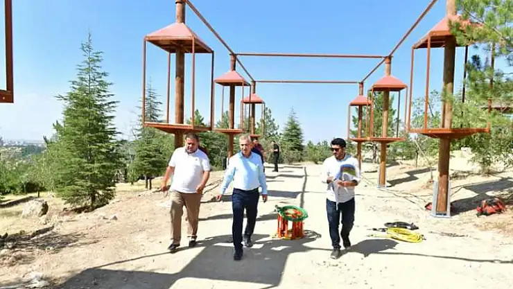 Başkan Çınar, Şahintepesi Macera Parkı ve Sosyal Tesislerinin İnşaatını İnceledi