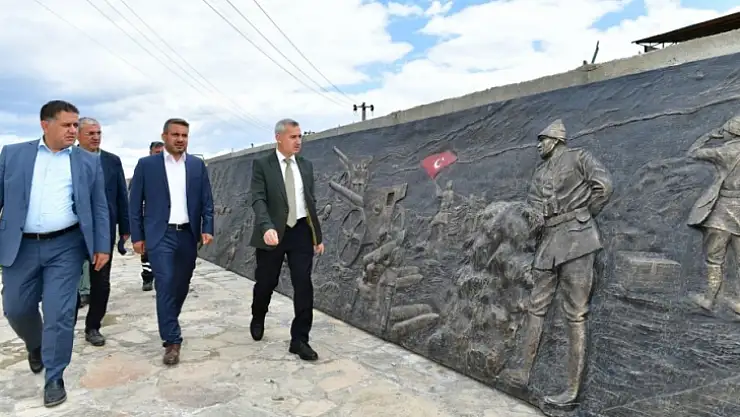 Başkan Çınar, Savunma Sanayi ve Savaş Makinaları Açık Hava Müzesindeki Çalışmaları İnceledi