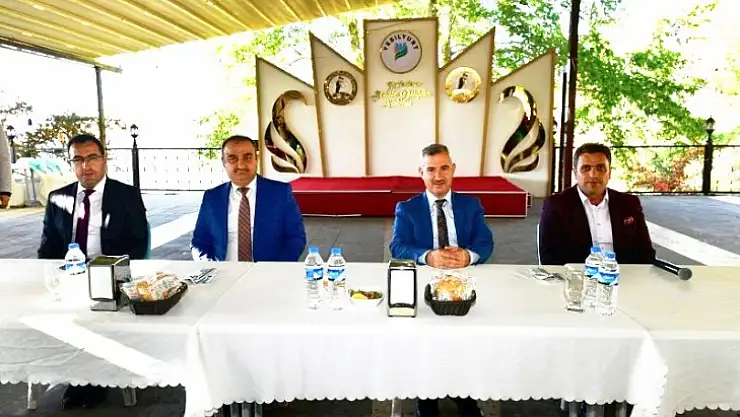 Başkan Çınar, Temizlik İşler Müdürlüğü Ekipleriyle Biraraya Geldi