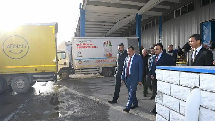 Başkan Gürkan Esenlik Depolarını İnceledi