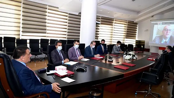 Başkan Gürkan, Şehirleri İnsanların İhtiyaçlar Hiyerarşisine Göre Dizayn Etmeliyiz