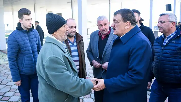 Başkan Gürkan Vatandaşlarla Bayramlaştı