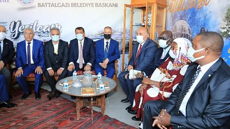 BATTALGAZİ BELEDİYESİ TANITIM STANDI AÇTI