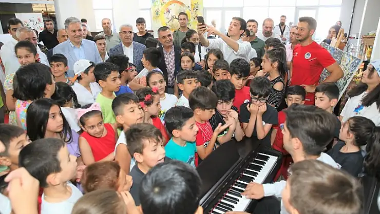 Battalgazi Belediyesi Yaz Spor Okullarındaki Öğrencilere Sürpriz Ziyaret