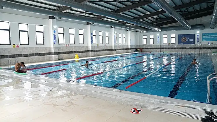 Battalgazi Belediyesi Yüzme Kurslarında Kontenjanları Artırdı