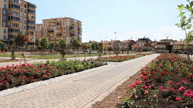 Battalgazi'deki Gül Bahçesinde Çalışmalar Sürüyor
