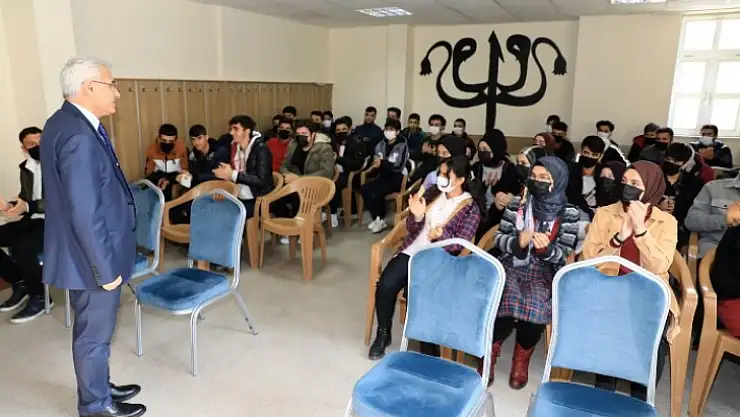 Battalgazi'deki Öğrencilere Sınav Desteği Devam Ediyor