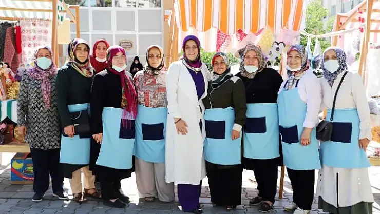 Battalgazi'nin Kalbi Kadın Kooperatifi Hanımeli Pazarı Yeniden Kapılarını Açtı