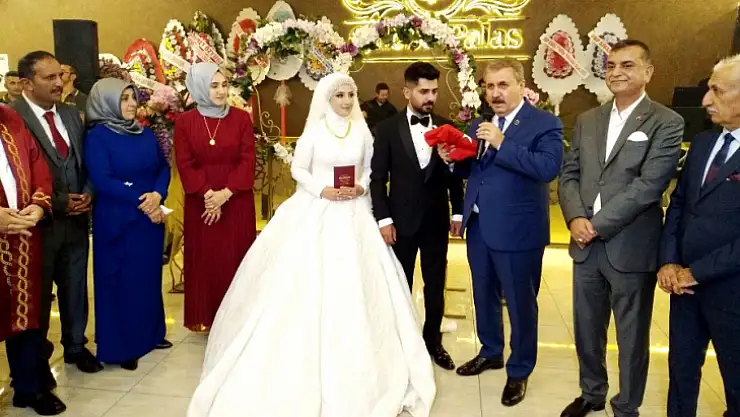 BBP Genel Bşk. Destici'nin Nikah Şahidi Olduğu Düğünde Bulut Ailesinin Mutlu Günü