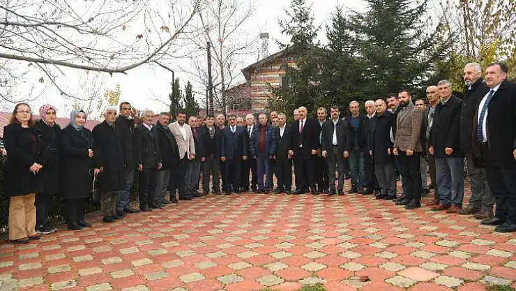 Birbirimizi Severek Hareket Edersek İşlerin Hepsi Kolay Olur