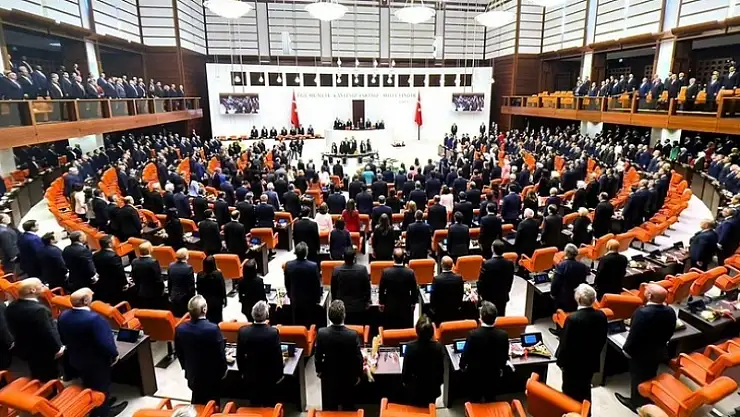 Çalışmayan Evli Kadınlara Emeklilik Hakkı Meclis Gündeminde